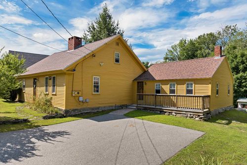 88 Harriman Hill Rd, Raymond, NH, 03077-1512 | Card Image