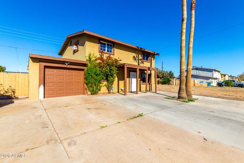 8218 W Osborn Rd, Phoenix, AZ, 85033-3437 | Card Image