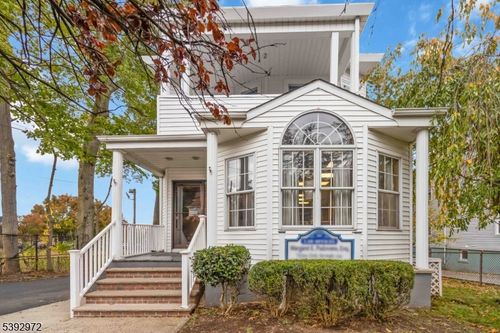 107 Main St, West Orange, NJ, 07052-5468 | Card Image