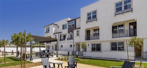 1324 Yannis Ct, El Cajon, CA, 92019-2030 | Card Image