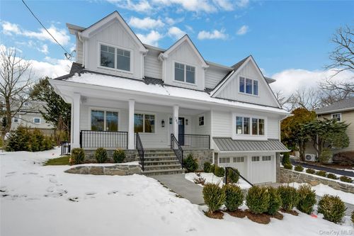 780 Forest Ave, Larchmont, NY, 10538-1315 | Card Image