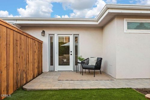 b-280 E Loop Dr, Camarillo, CA, 93010-1353 | Card Image