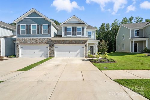 7882 Iron Rd, Sherrills Ford, NC, 28673-8228 | Card Image