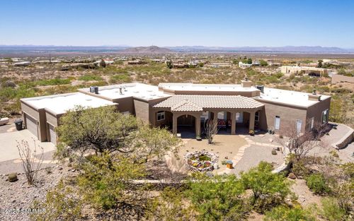 4972 Black Quartz Rd, Las Cruces, NM, 88011-9307 | Card Image