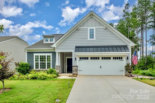 1029 Dali Blvd, Mount Holly, NC, 28120-9362 | Card Image