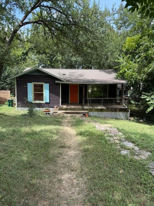 1306 Delano St, Austin, TX, 78721-2106 | Card Image