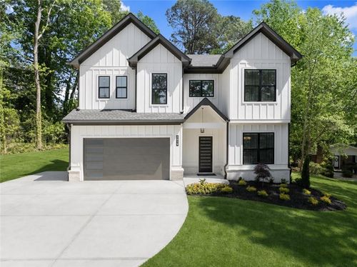 5019 Nichols Dr, Flowery Branch, GA, 30542-3714 | Card Image