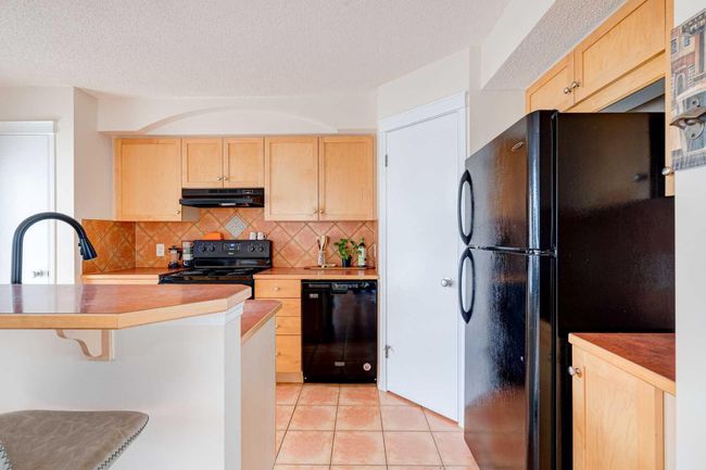 356 Prestwick Heights Se, House other with 4 bedrooms, 3 bathrooms and 2 parking in Calgary AB | Image 8