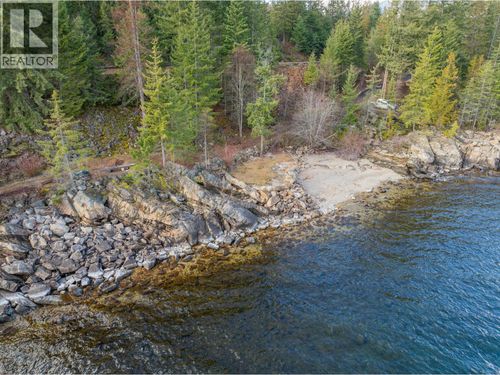 397 Park Ave, Procter, BC, V1L0B6 | Card Image