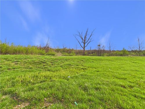 5720 Courtney Ln, Clayton, OH, 45315-7920 | Card Image
