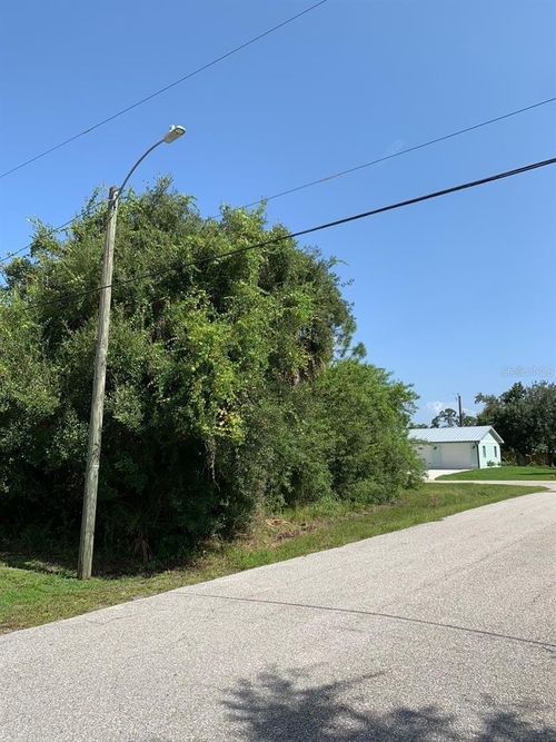 22364 Albany Ave, PORT CHARLOTTE, FL, 33952-7204 | Card Image