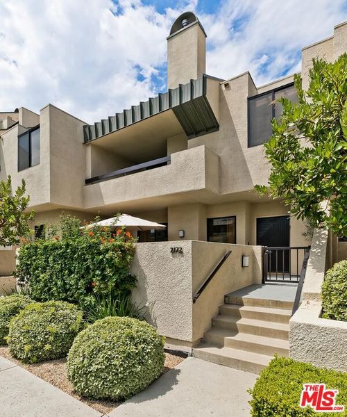 2172 Century Hl, Los Angeles, CA, 90067-3503 | Card Image