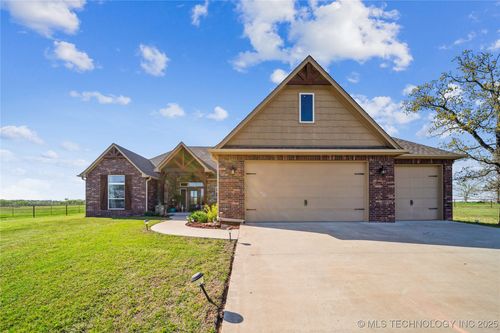 369102 E 960 Rd, Castle, OK, 74833-3906 | Card Image