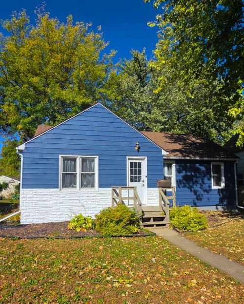 1007 2nd Ave S, Saint James, MN, 56081-2109 | Card Image