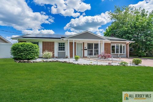 19 Evergreen Ter, Monroe, NJ, 08831-8751 | Card Image