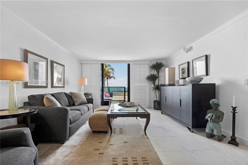 apt-201-2301 S Ocean Dr, Hollywood, FL, 33019-2620 | Card Image