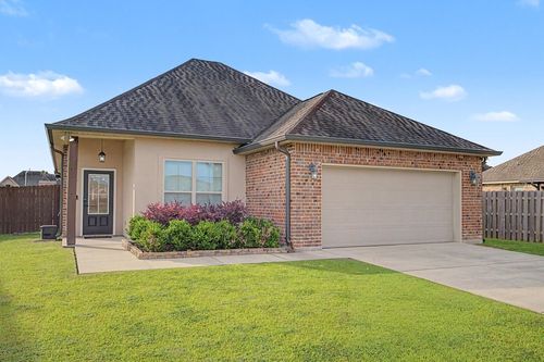 110 Hickory Knoll Ave, Gray, LA, 70359-1818 | Card Image