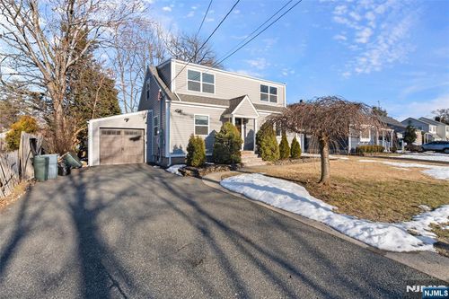 7-09 Dewey Pl, Fair Lawn, NJ, 07410-1093 | Card Image