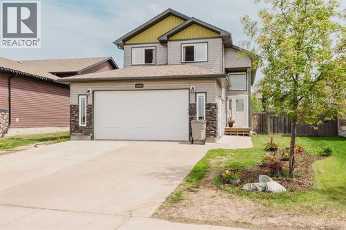 12429 103b St, Grande Prairie, AB, T8V2R1 | Card Image