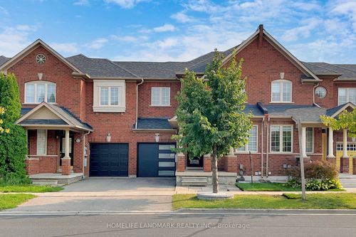 65 Hillmount Rd, Markham, ON, L6C2J2 | Card Image