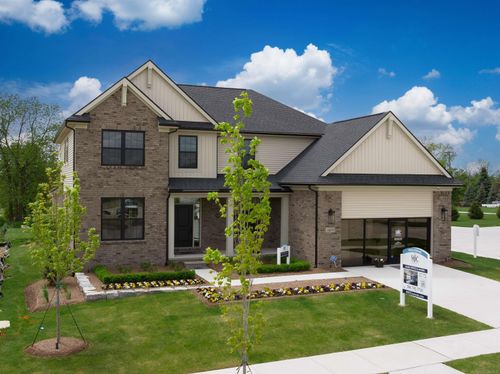 17189 Stallmann Dr, Macomb, MI, 48042-1252 | Card Image