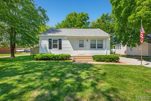 806 Taylor Ave, Godfrey, IL, 62035-2534 | Card Image