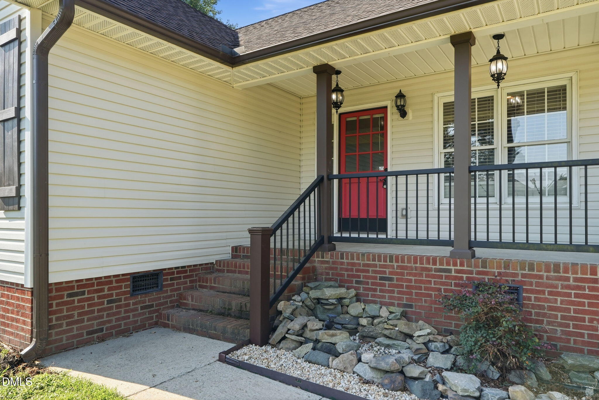 Residential in Coats 5