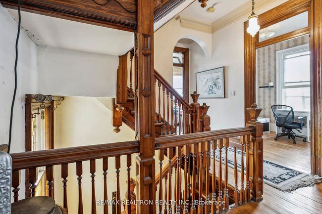 177 Dowling Ave, House other with 8 bedrooms, 3 bathrooms and 2 parking in Toronto ON | Image 20