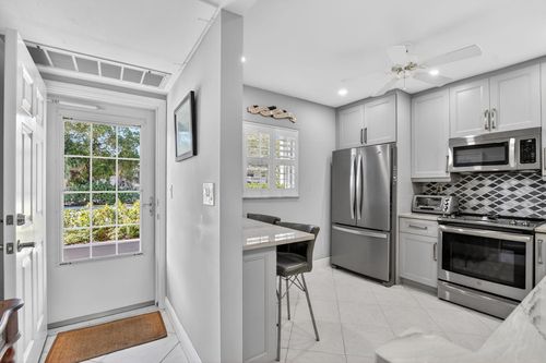 1300-250 Ne 20th St, Boca Raton, FL, 33431-8055 | Card Image