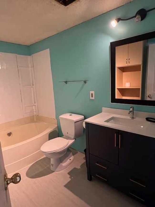10205 112 Ave, House detached with 3 bedrooms, 2 bathrooms and 2 parking in High Level AB | Image 6