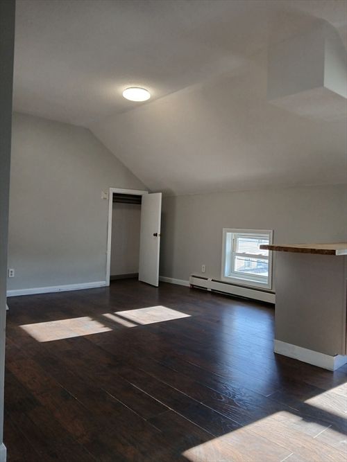 apt-3s-98 Morton St, Fall River, MA, 02720-2846 | Card Image