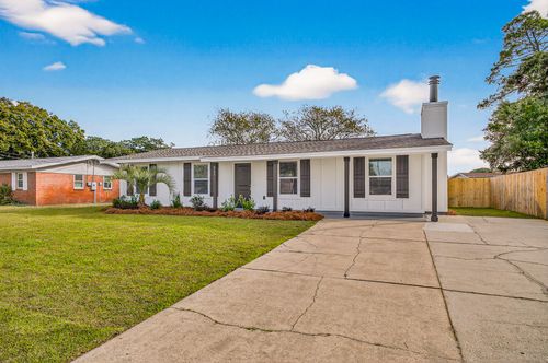 117 Pryor Dr, Mary Esther, FL, 32569-1881 | Card Image