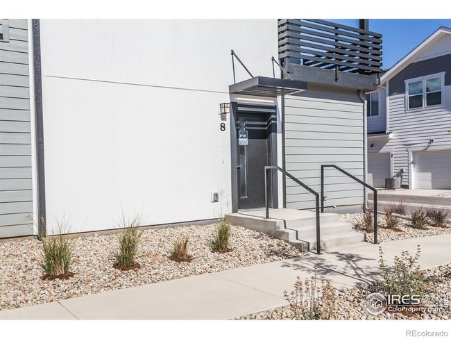 EXTERIOR | Image 4