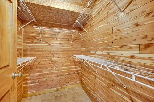 839 Hunter Dr, Westville, IN, 46391-9417 | Card Image