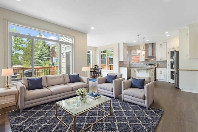 133 Silverado Creek Cres Sw, House other with 3 bedrooms, 3 bathrooms and 4 parking in Calgary AB | Image 8