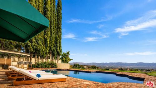 3722 Alonzo Ave, Encino, CA, 91316-4403 | Card Image