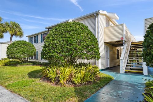 apt-f-129 Camphor Cir, OLDSMAR, FL, 34677-4513 | Card Image