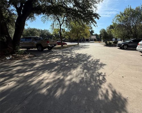 2907 Whisper Oaks Ln, Georgetown, TX, 78628-4250 | Card Image