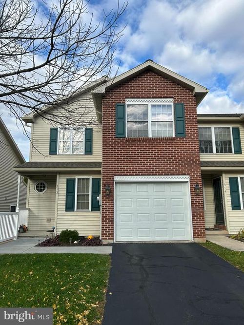 313 Lantern Green Way, ORWIGSBURG, PA, 17961-2049 | Card Image