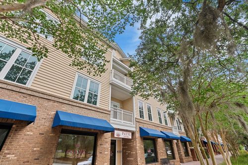 unit-302-280 Seven Farms Drive, Charleston, SC, 29492 | Card Image
