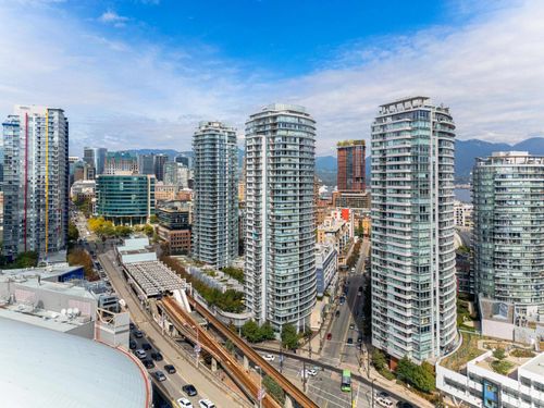 301-689 Abbott St, Vancouver, BC, V6B0J2 | Card Image