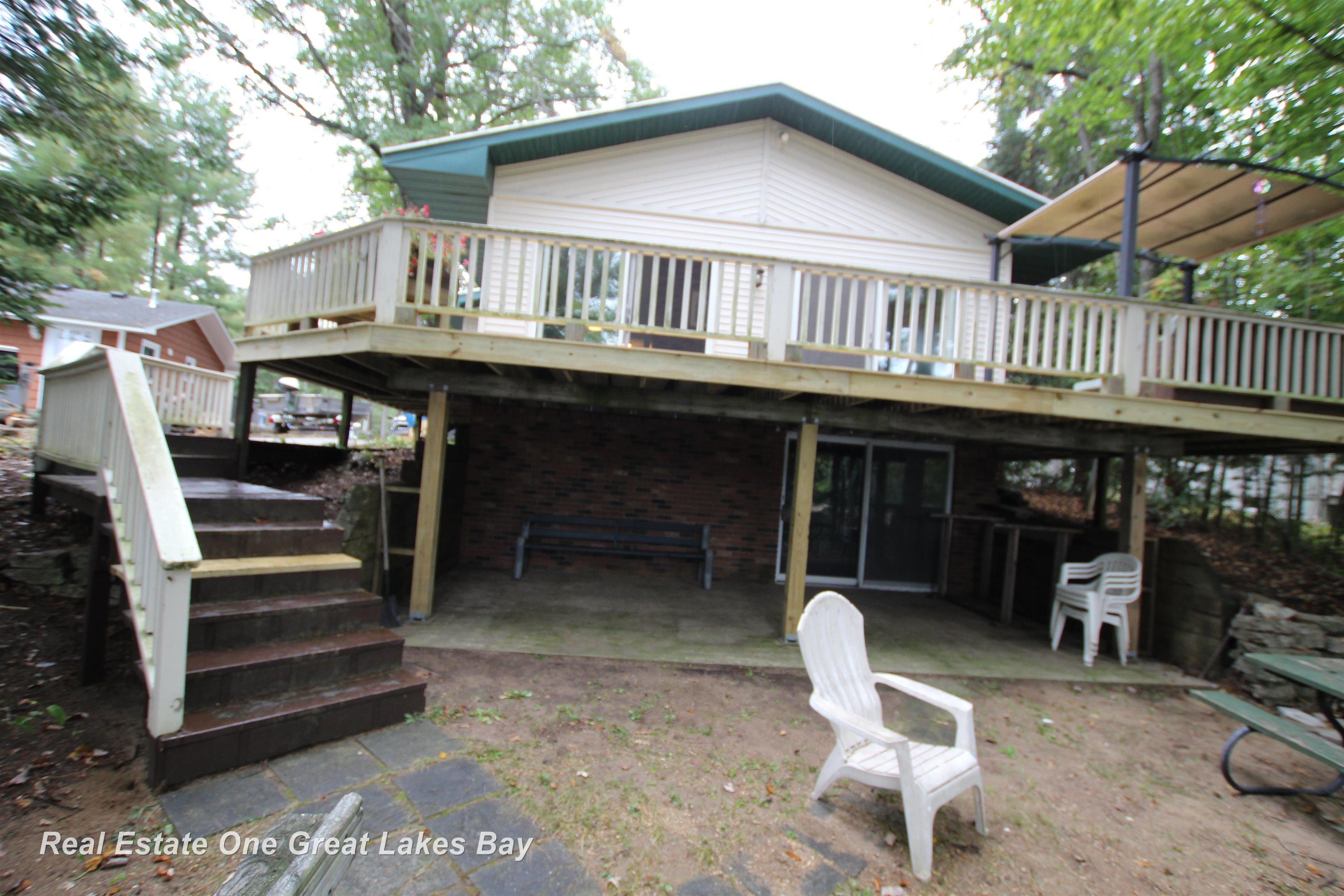 Forest Lake Dr, Alger, MI 48610