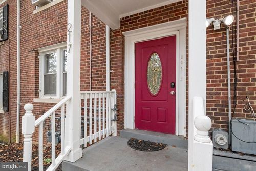 apt-1-217 Adams St Ne, WASHINGTON, DC, 20002-1148 | Card Image