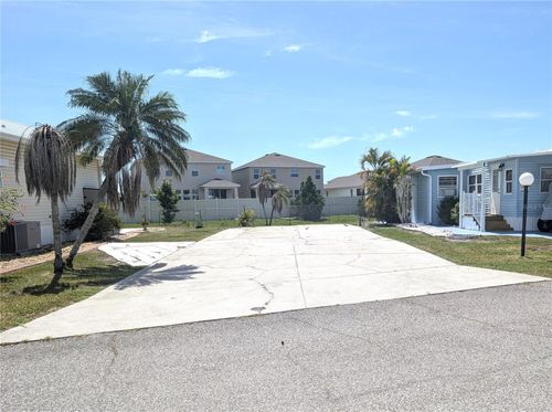 1335-3333 26th Avenue E, BRADENTON, FL, 34208 | Card Image