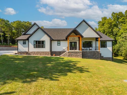24538 Lawrence 2205, Marionville, MO, 65705 | Card Image