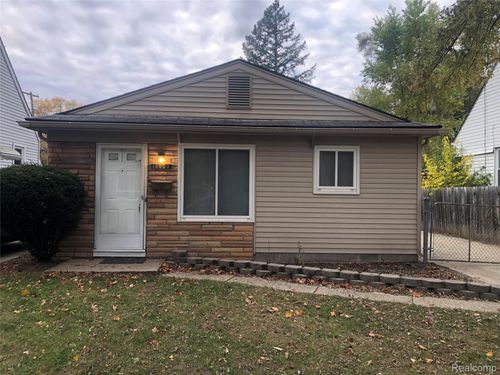 18633 Negaunee, Redford, MI, 48240-2026 | Card Image