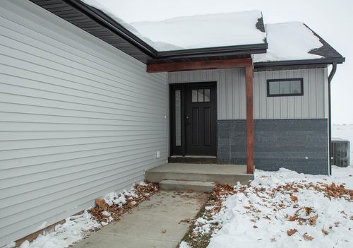 204 E Lillian, Conrad, IA, 50621 | Card Image