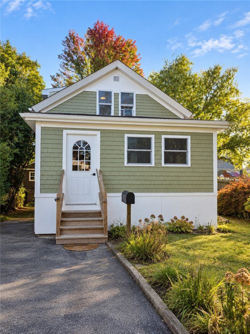 16 Ash Avenue, Cranston, RI, 02910 | Card Image