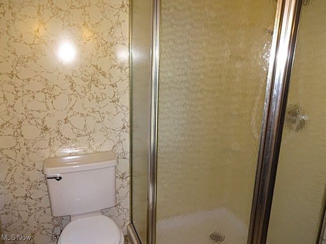 210 3 Rd St, House other with 3 bedrooms, 2 bathrooms and null parking in Spencer WV | Image 23