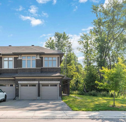 562 Rowers Way, Gloucester, ON, K1X0C6 | Card Image